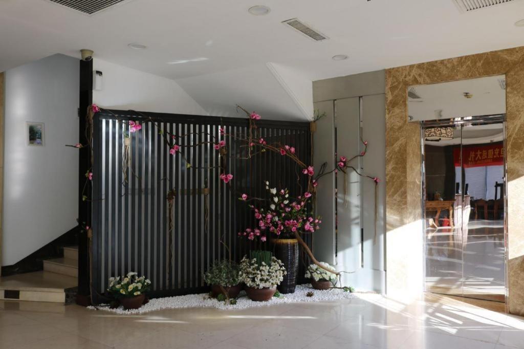Qingdao Royal Garden Hotel Ngoại thất bức ảnh