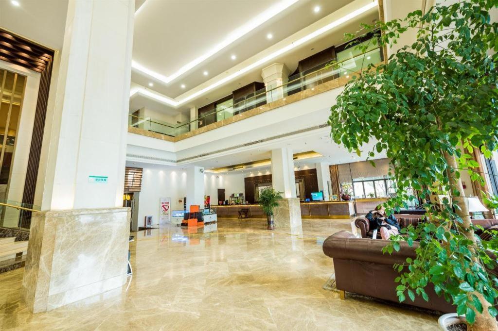 Qingdao Royal Garden Hotel Ngoại thất bức ảnh